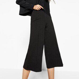 Wide Leg Charcoal Pinstripe Cropped Trousers, Size Women's Small - Zara Basic